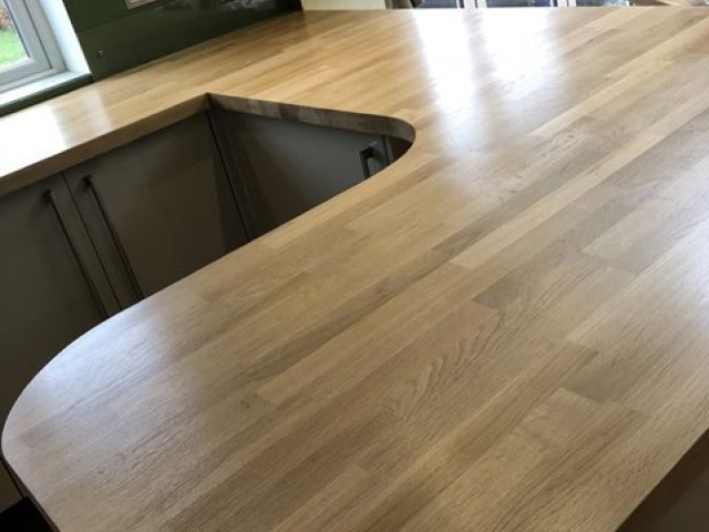 classic-floor-cleaning (40)-kireth-ai